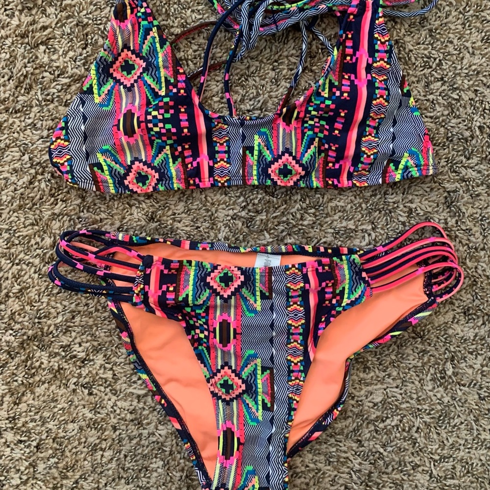 Multi-color Bikini, Prism print, size L, fits like a M